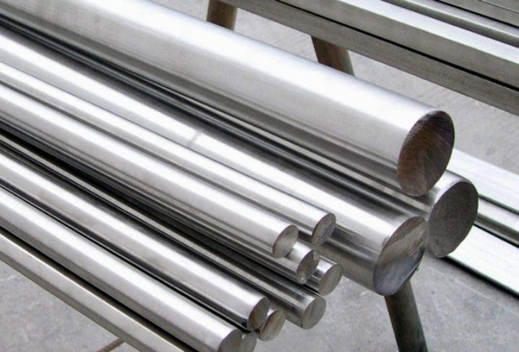 carbon content in steel metal